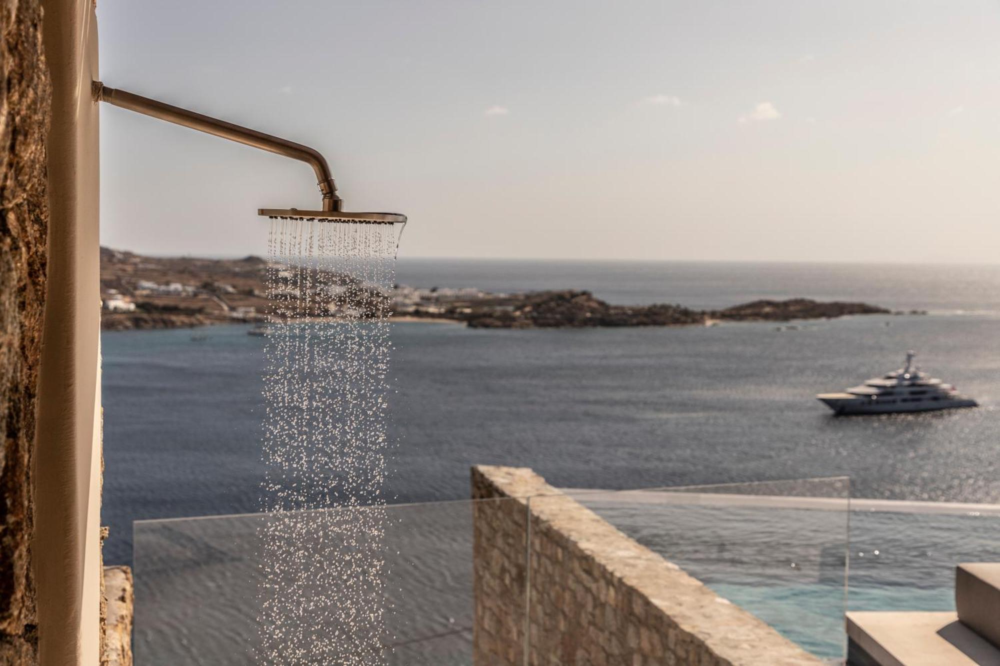 The Skyvilla Mykonos - A Landmark Property With Breathtaking Views Of The Psarou Bay Mykonos Town Dış mekan fotoğraf